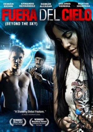 Fuera del cielo(2006) Movies