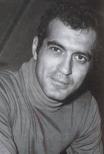 Fikret Hakan