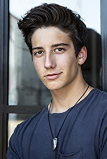 Milo Manheim